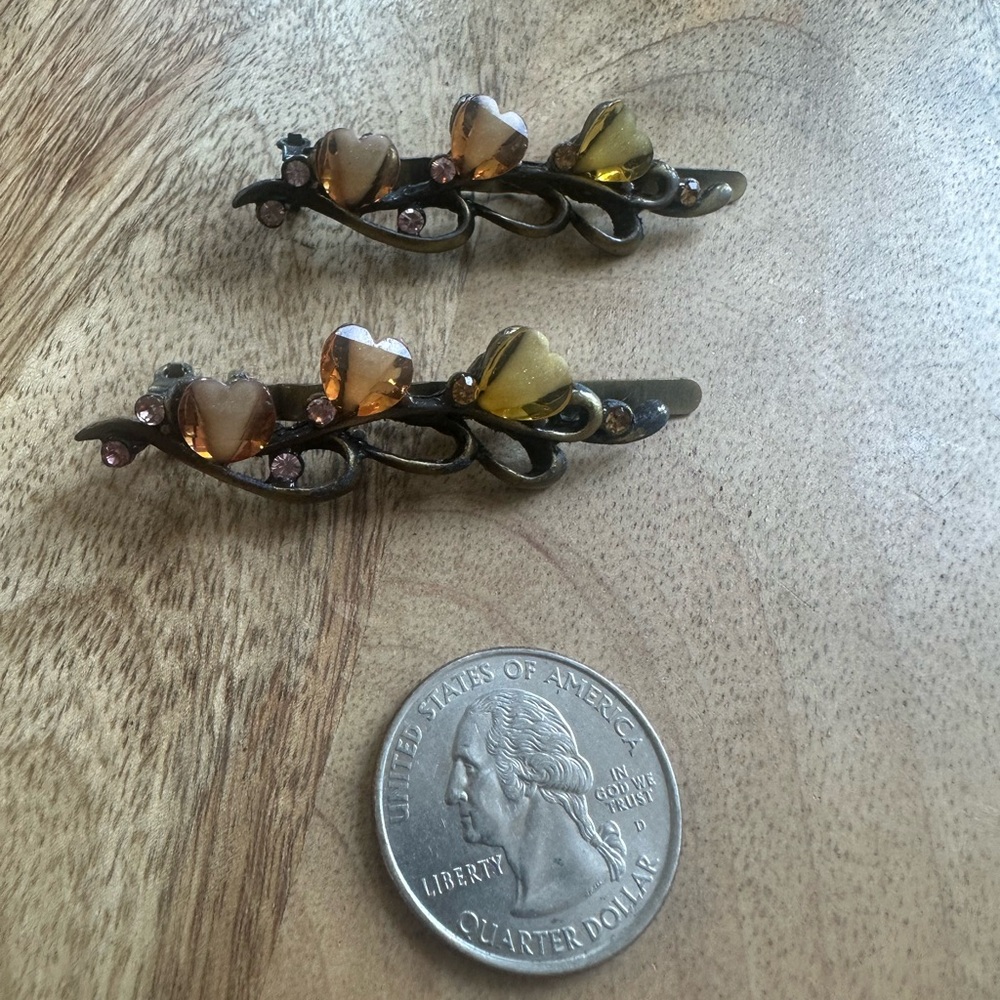 Heart Accent Floral Hair Clips - Amber & Yellow - Picture 11 of 12